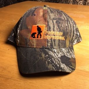 Tradesmen international mossy oak camouflage hat